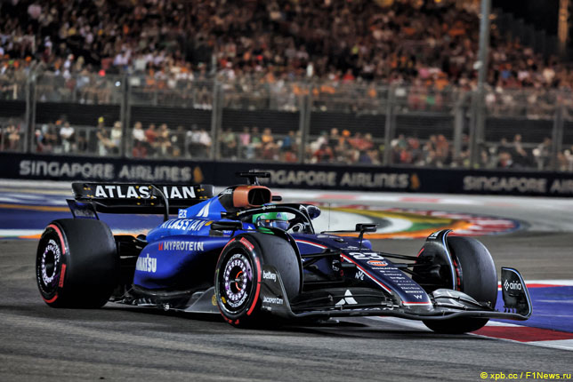 Алекс Элбон