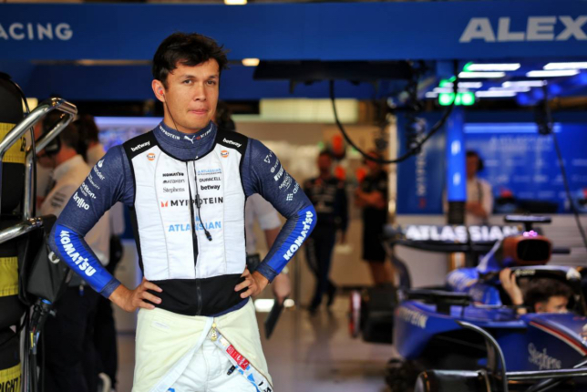 Алекс Элбон, фото XPB