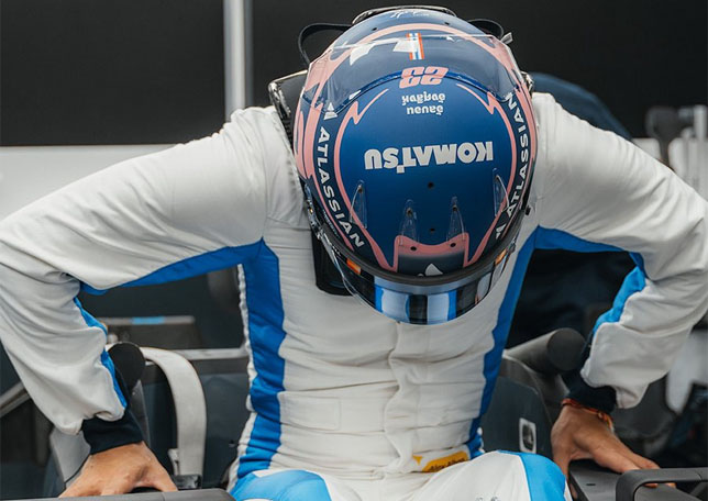 Алекс Элбон