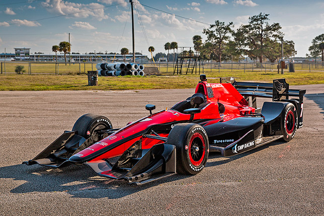 Машина Михаила Алёшина в новой расцветке