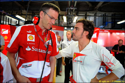 Джеймс Эллисон и Фернандо Алонсо