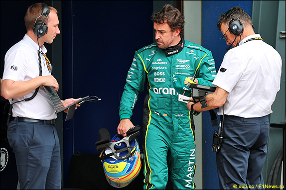 Фернандо Алонсо выбыл из борьбы в первой части квалификации