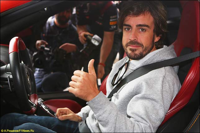 Фернандо Алонсо в Баку