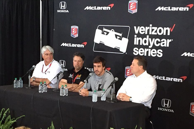 Пресс-конференция в Алабаме, посвящённая участию Фернандо Алонсо в Indy 500