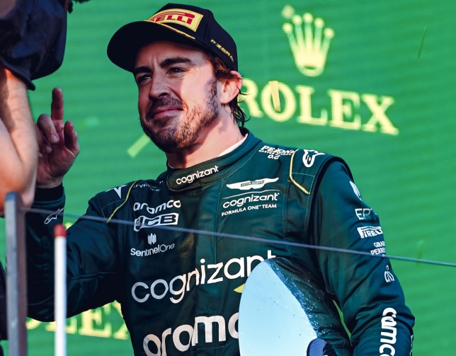 Фернандо Алонсо, фото пресс-службы Aston Martin