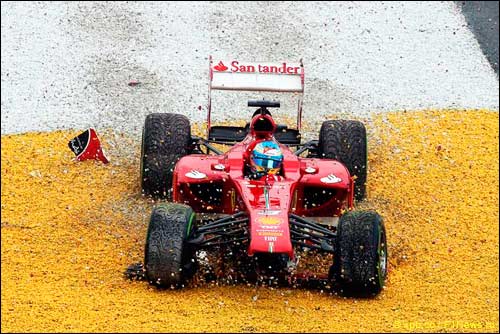 Сход Фернандо Алонсо