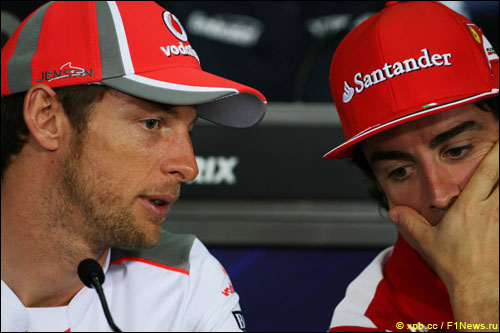 Дженсон Баттон и Фернандо Алонсо