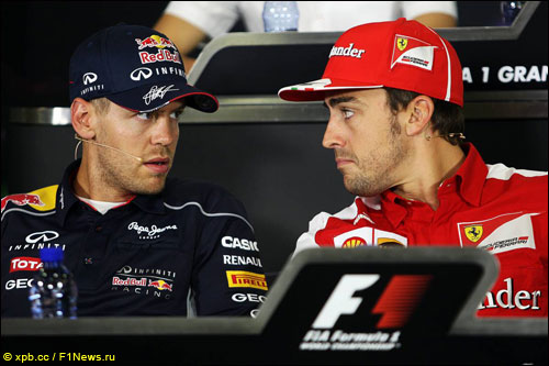 Себастьян Феттель и Фернандо Алонсо