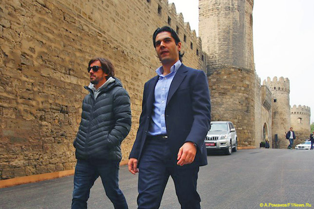 Фернандо Алонсо и Ариф Рагимов осматривают будущую трассу Формулы 1 в Баку