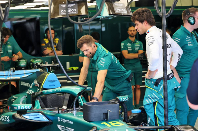 Aston Martin и Honda ведут гонку со временем