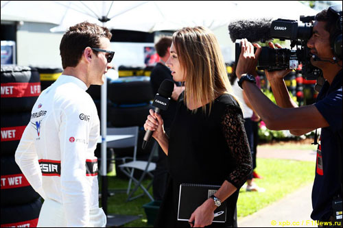 Жюль Бьянки с журналистами Canal Plus