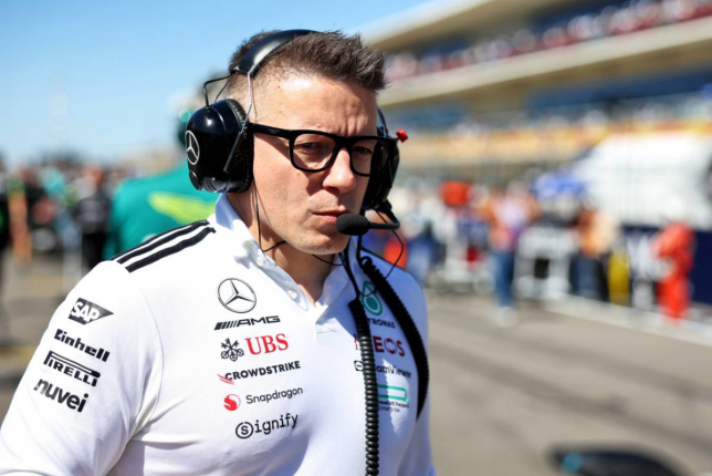 Петер Боннингтон, фото XPB