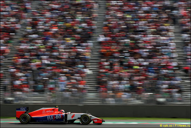 Александер Росси