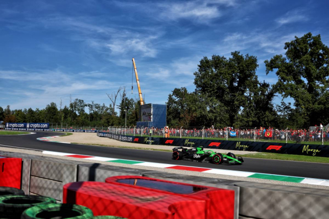 Габриэль Бортолето на трассе в Монце, фото XPB