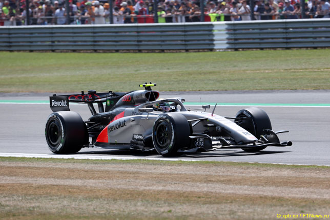 Средняя группа: прорыв Racing Bulls, шаг Williams, провал Haas