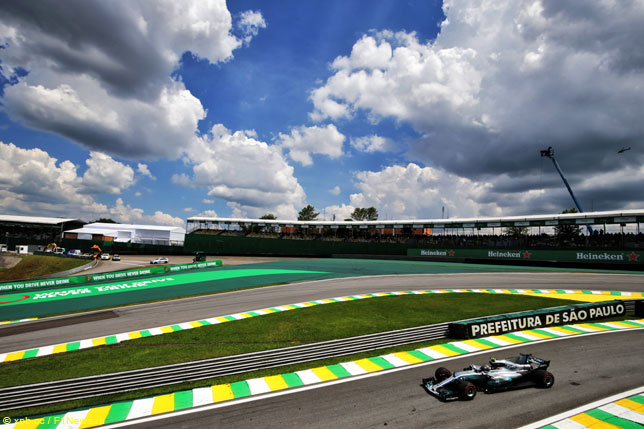 Валттери Боттас на прошлогоднем Гран При Бразилии