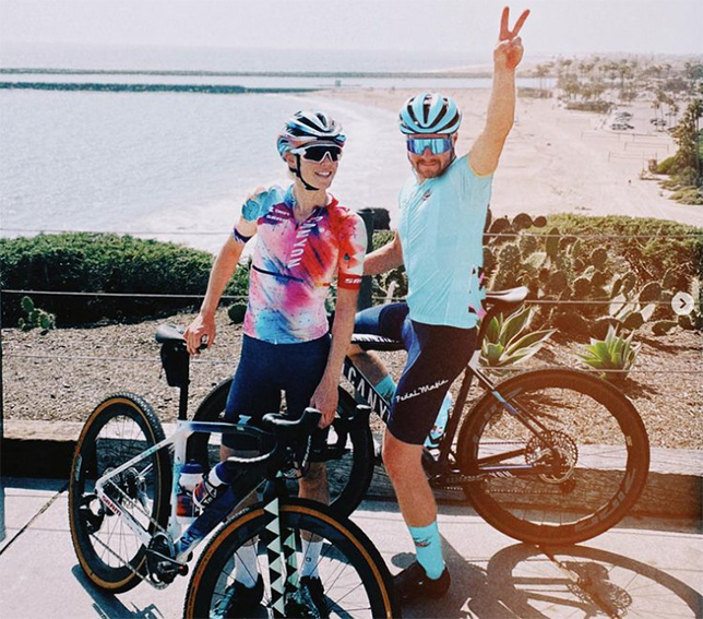 Валттери Боттас и Тиффани Кромвелл в Калифорнии, фото из социальных сетей