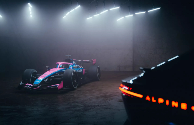 Alpine A526, фото пресс-службы команды