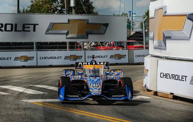 Машина Arrow McLaren SP на городской трассе в Нэшвилле, фото пресс-службы команды