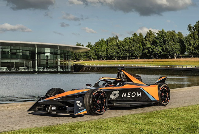 Машина команды McLaren, которая в следующем сезоне дебютирует в Формуле E, фото пресс-службы McLaren Racing