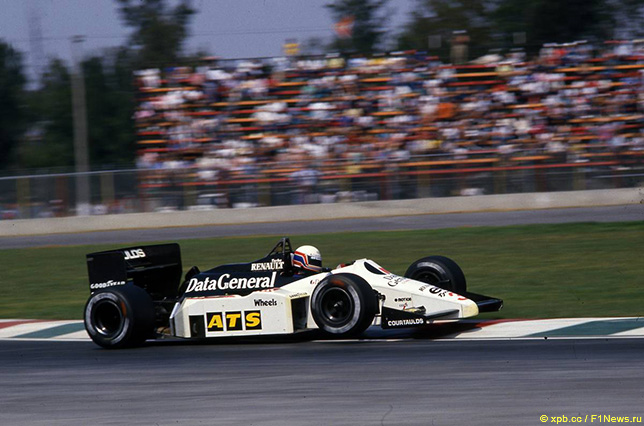 Мартин Брандл за рулём Tyrrell 015 с турбомотором Renault на Гран При Мексики 1986 года