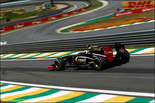 Виталий Петров на трассе Гран При Бразилии