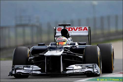 Пастор Мальдонадо за рулем FW34 на тестах в Муджелло