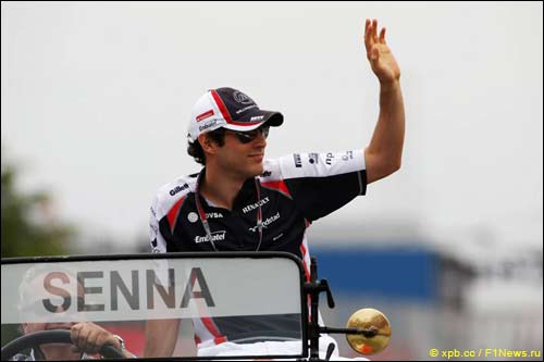 Бруно Сенна на параде пилотов