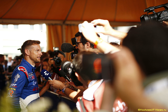 Дженсо Баттон - гонщик российской команды SMP Racing