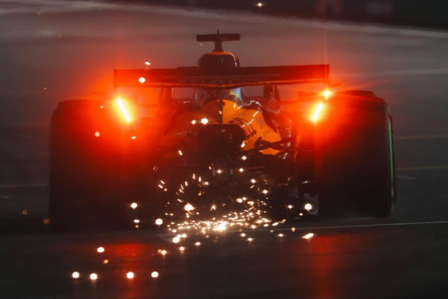 McLaren на трассе в Лас-Вегасе, фото пресс-службы команды