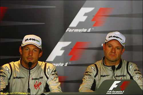 Дженсон Баттон и Рубенс Баррикелло