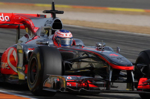 Дженсон Баттон за рулем MP4-25