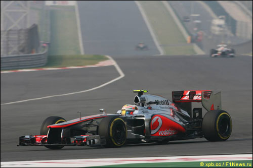 Льюис Хэмилтон