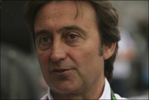 Адриан Кампос