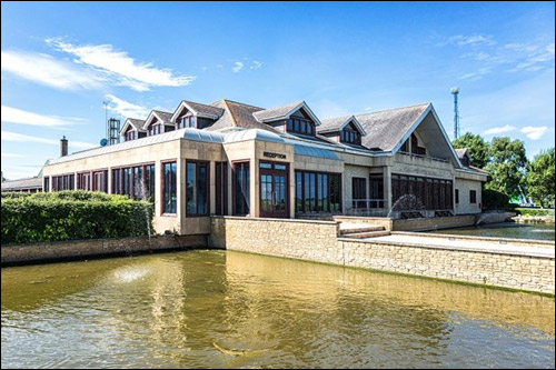 Технический центр Caterham в Лифилде