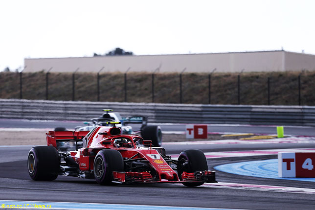 Кими Райкконен и Льюис Хэмилтон на прошлогоднем Гран При Франции