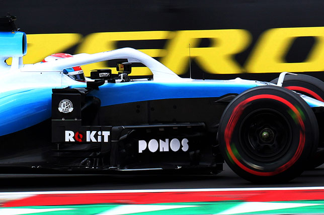 Логотип Ponos на машине Williams