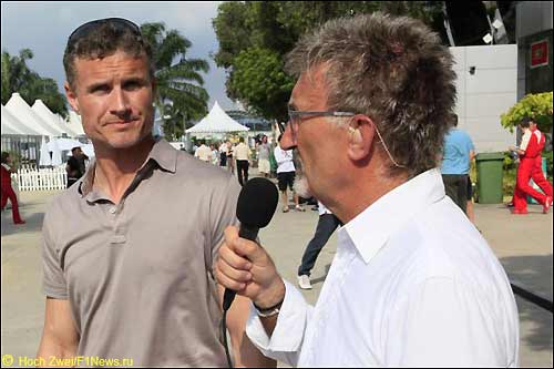 Дэвид Култхард (слева) и Эдди Джордан в составе комментаторской бригады ВВС на Гран При Малайзии 2009 года