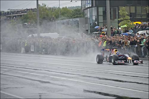 Гоночное шоу Red Bull в Вильнюсе