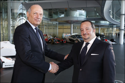 Рон Деннис и коммерческий директор CNN International Рани Раад