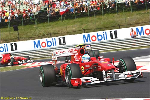 Фернандо Алонсо и Фелипе Масса