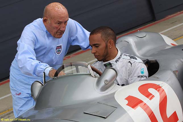 Стирлинг Мосс и Льюис Хэмилтон