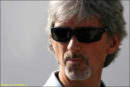 Деймон Хилл