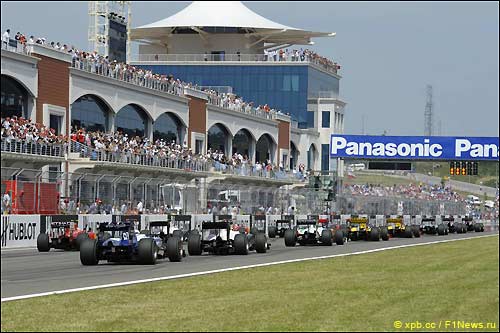 Старт Гран При Турции, 2010 г.