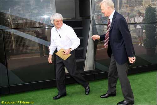 Берни Экклстоун и Макс Мосли