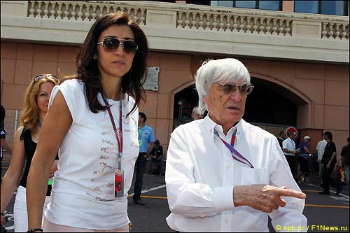 Берни Экклстоун и его подруга Фабиана Флози