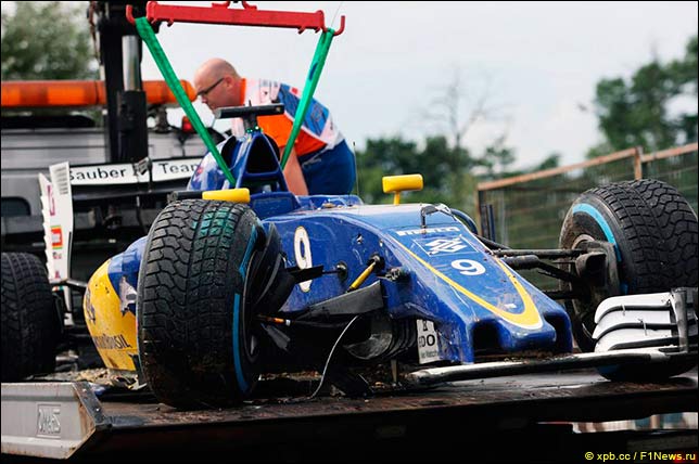 Разбитая машина Маркуса Эриксона