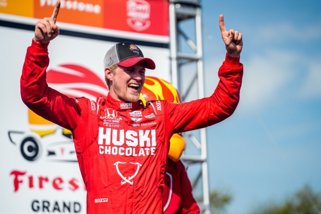 Маркус Эриксон празднует победу, фото Chip Ganassi Racing