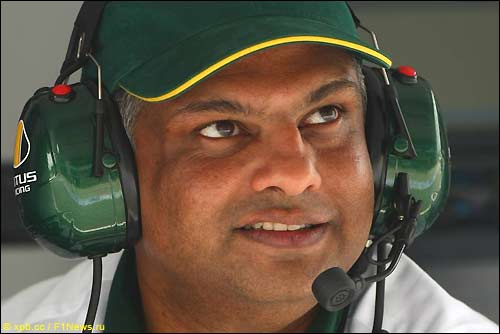 Тони Фернандес