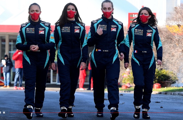 Участницы программы Girls on Track в Маранелло